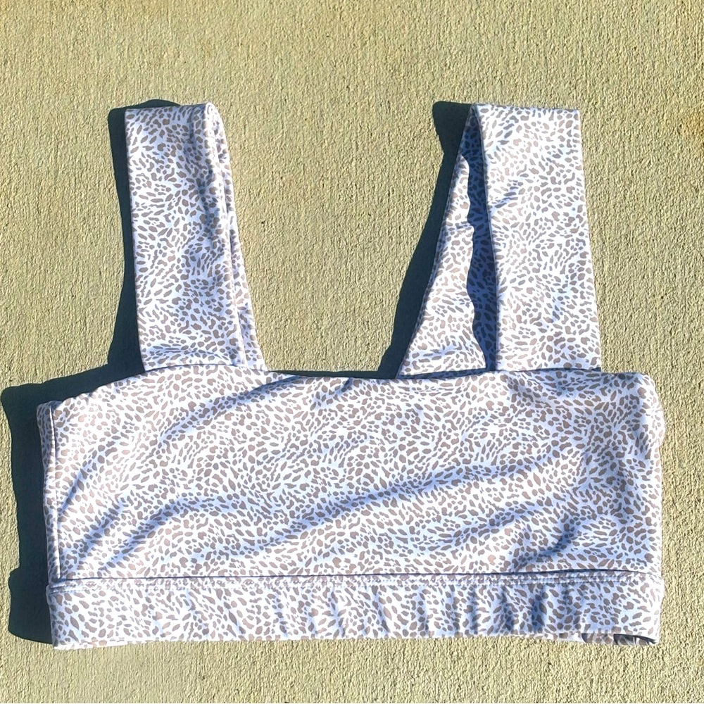 Anthropologie All Fenix Leopard Print Sports Bra Size M Pilates Princess